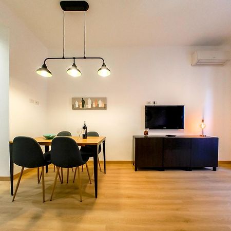 Chic Modern 2-Bedroom Near Metro Rome Extérieur photo